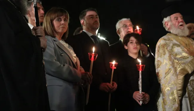 Κατερίνα Σακελλαροπούλου, Νίκος Ανδρουλάκης στη Μητρόπολη Αθηνών για την Ανάσταση