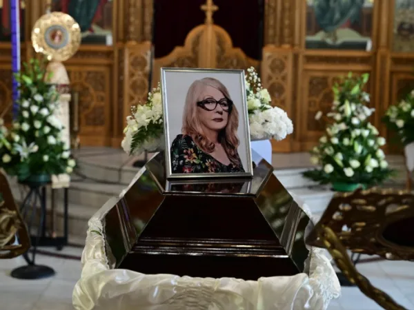 Η κηδεία της Άννας Παναγιωτοπούλου