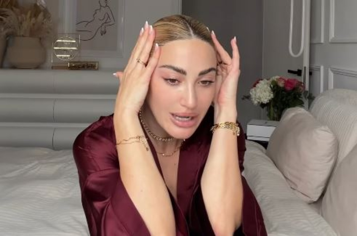 Ιωάννα Τούνη: «Παρέλαβα τον Πάρη χάλια από το αεροδρόμιο τον πήγα στα  επείγοντα»