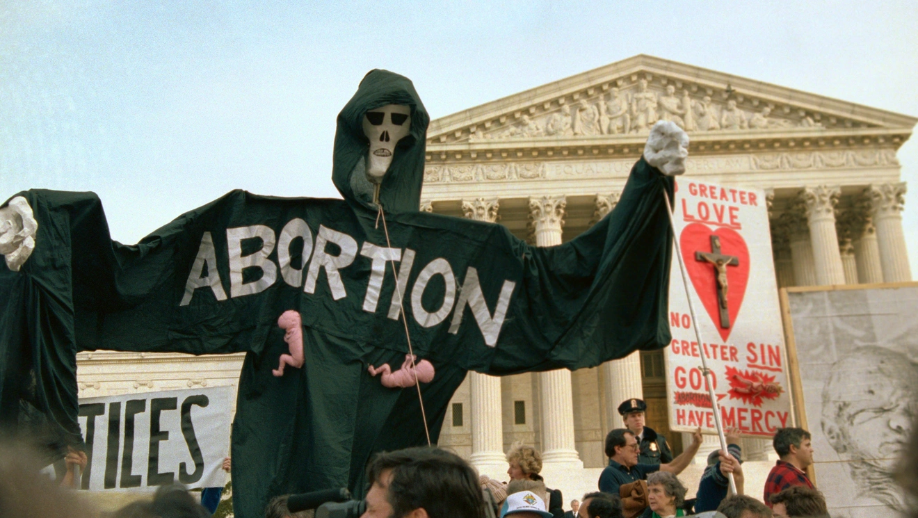 αμβλώσεις καρυστιανού