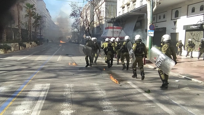 epeisodia - syntagma