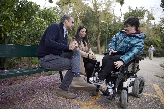 mitsotakis-prosopikos-boithos