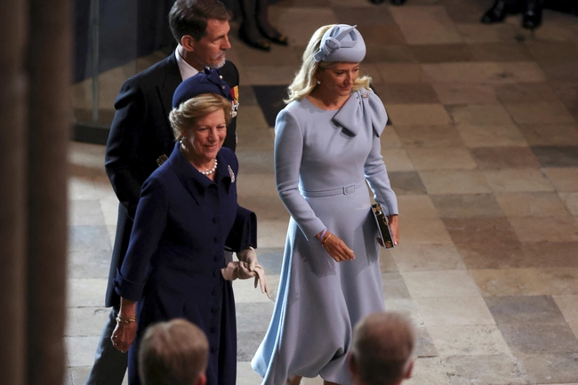 anna-maria-pavlos-marie-chantal