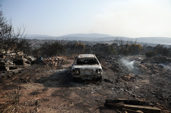 Πυρκαγιά στη Μάνδρα