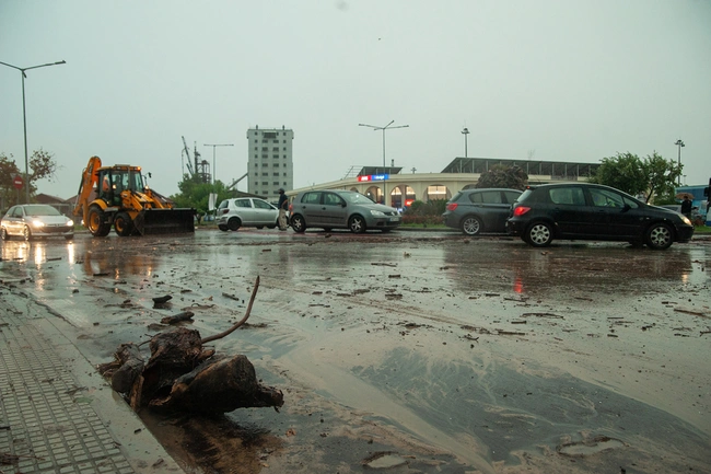 kakokairia-daniel-bolos