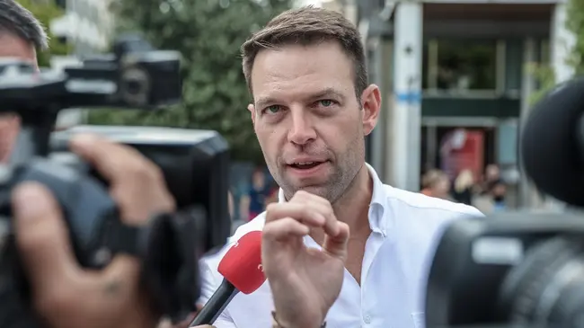 Στέφανος Κασσελάκης - Ο Πρόεδρος του ΣΥΡΙΖΑ