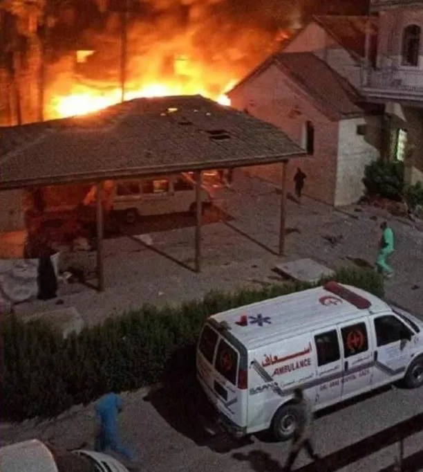 Βομβαρδισμός νοσοκομείου στη Γάζα