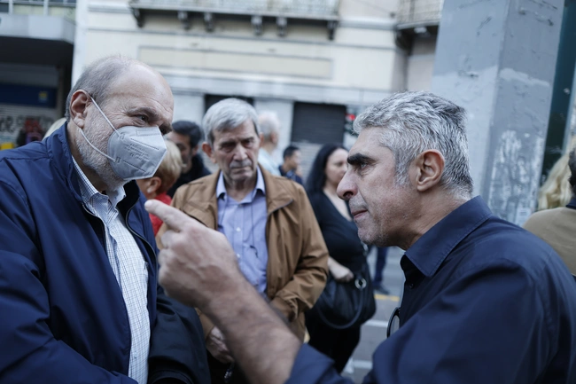 Πολιτικοί στην πορεία για το Πολυτεχνείο