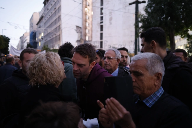 Ο Στέφανος Κασσελάκης στην πορεία για το Πολυτεχνείο