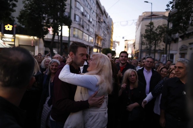 Ο Στέφανος Κασσελάκης στην πορεία για το Πολυτεχνείο