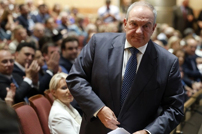 Ο πρώην πρωθυπουργός Κώστας Καραμανλής