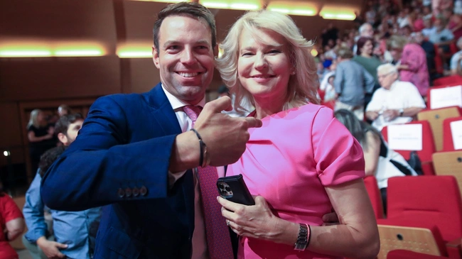 tzakri kasselakis.jpg