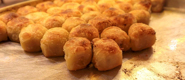 Μαντί Παζάρσκε