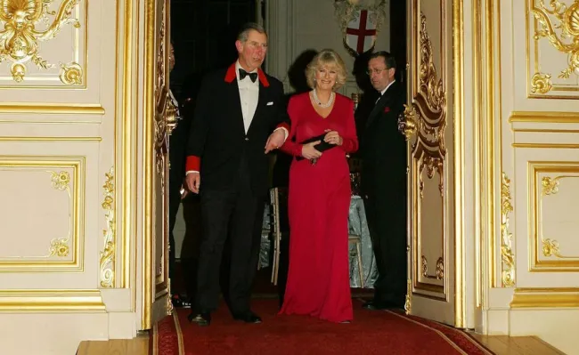 Κάρολος και Καμίλα το 2005 μετά την ανακοίνωση του αρραβώνα τους