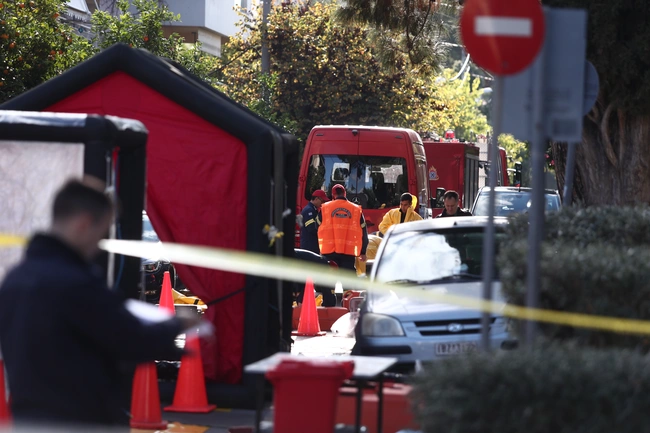 Επιχείρηση στα ΕΛΤΑ Χαλανδρίου μετά από εντοπισμό φακέλου με ύποπτη σκόνη