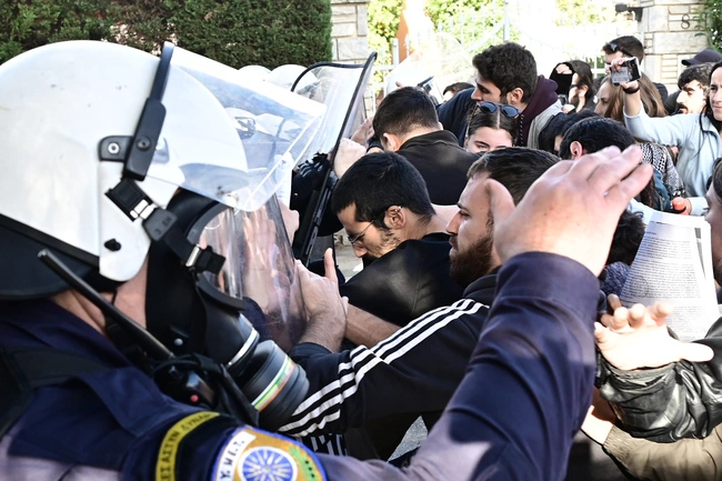 Ένταση στο Καβούρι