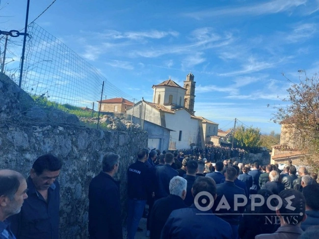 Κηδεία επισμηναγού Επαμεινώνδα Κωστέα