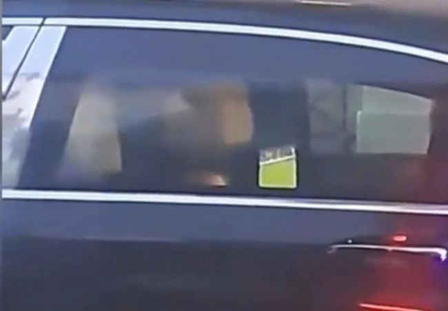 Ο Ερντογάν βλέπει ποδόσφαιρο, φεύγοντας από την Αθήνα