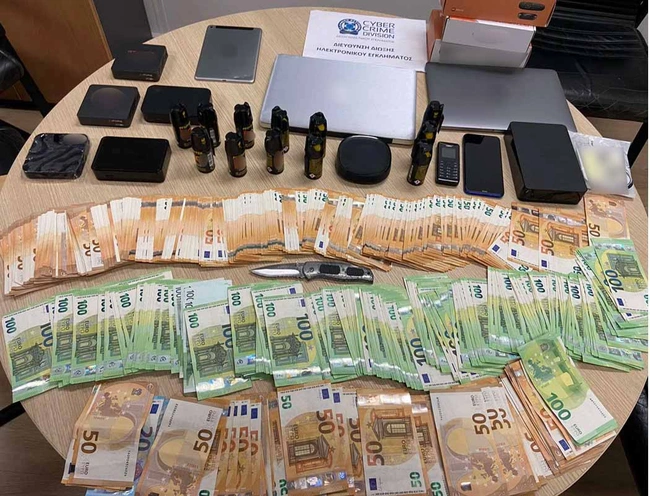 Τα κατασχεθέντα από τους «πειρατές» συνδρομητικής τηλεόρασης