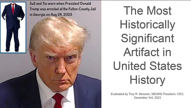 Προωθητικό υλικό για τη νέα συλλογή του Τραμπ