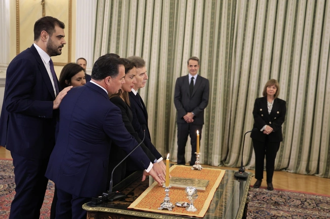 Ορκωμοσία νέων υπουργών