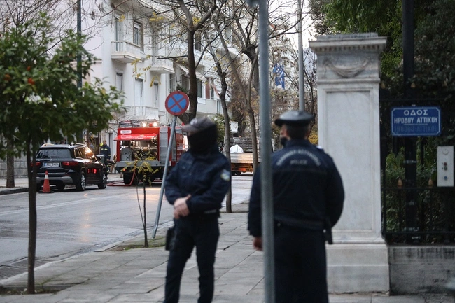 Φωτιά σε παρακείμενο χώρο στο Μέγαρο Μαξίμου