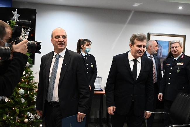 Μιχάλης Χρυσοχοΐδης και Γιάννης Οικονόμου