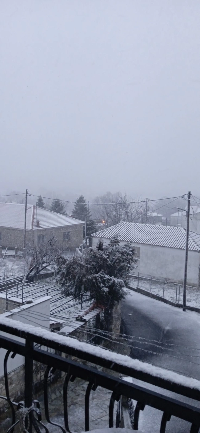 Χιόνια στη Λάρισα