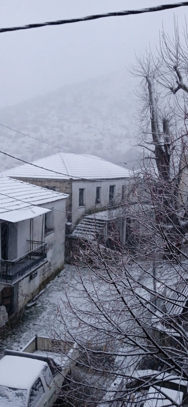 Χιόνια στη Λάρισα