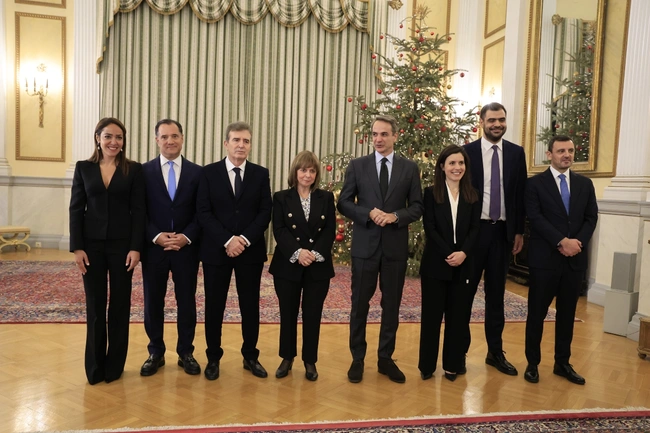 Ορκωμοσία νέων υπουργών και υφυπουργών