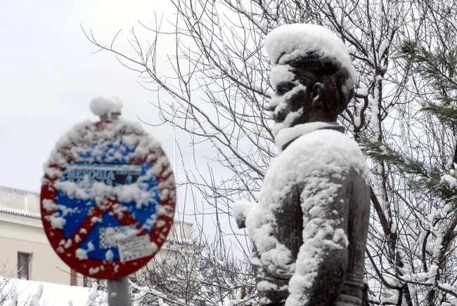 Χιονόπτωση του 2008, Εξάρχεια