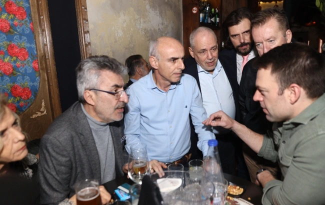 kasselakis vouleftes syriza