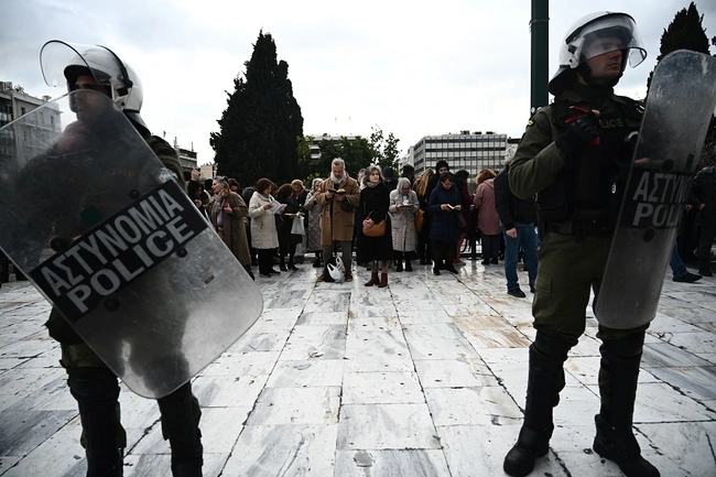 Συγκέντρωση διαμαρτυρίας στο Σύνταγμα