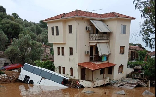 Λεωφορείο στο Πήλιο