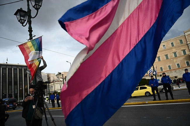 Συγκέντρωση ΛΟΑΤΚΙ οργανώσεων στο Σύνταγμα