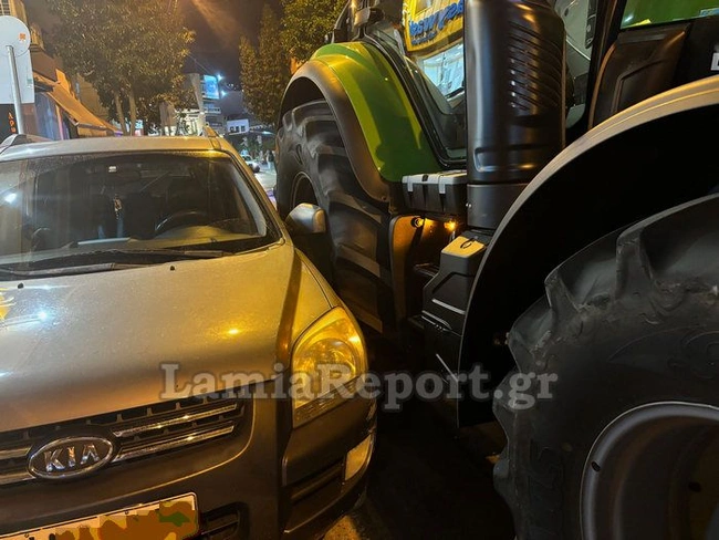 Τρακτέρ σε τρελή πορεία στο κέντρο της Λαμίας