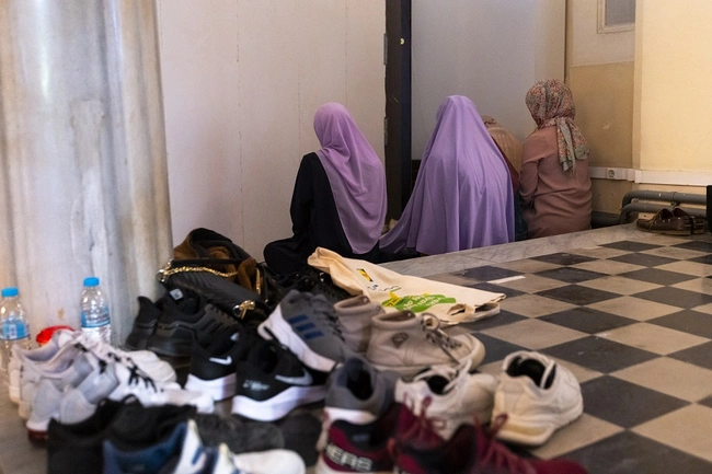 Το Γενί Τζαμί