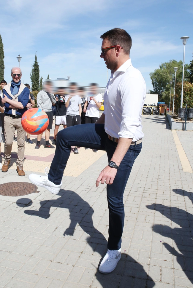 Ο Στέφανος Κασσελάκης στο Κλειστό Γυμναστήριο Παλαιού Φαλήρου Σοφία Μπεφόν