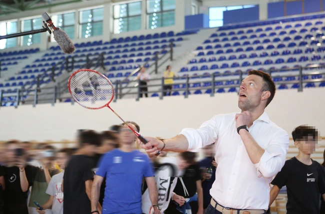 Ο Στέφανος Κασσελάκης στο Κλειστό Γυμναστήριο Παλαιού Φαλήρου Σοφία Μπεφόν