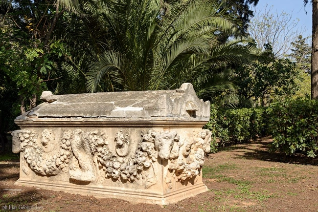 O πύργος και το κτήμα της βασίλισσας Αμαλίας στο Ίλιον