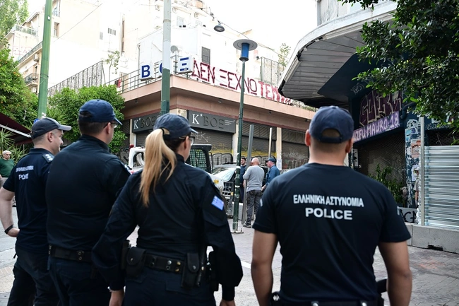 Διαμαρτυρία για το Μετρό στα Εξάρχεια