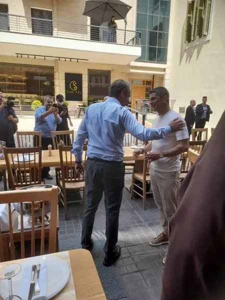 Ο Κυριάκος Μητσοτάκης και ο Ραζβάν Λουτσέσκου