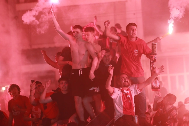 olympiakos-peiraias-2