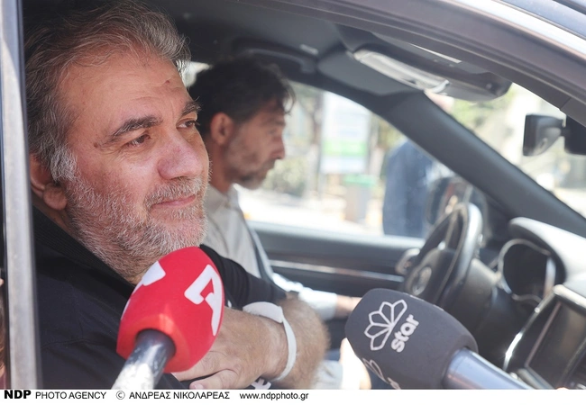 Ο Δημήτρης Σταρόβας