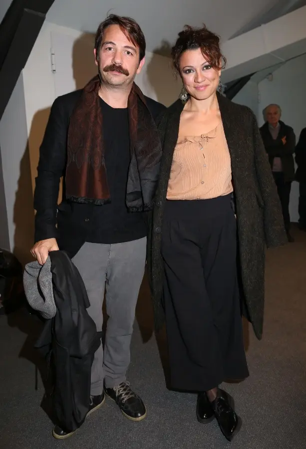 Η Παραλία: Ευσταθία Τσαπαρέλη - Αλέξανδρος Λογοθέτης