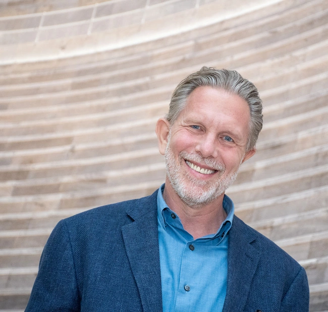 Ο Παύλος Γερουλάνος στο Reader