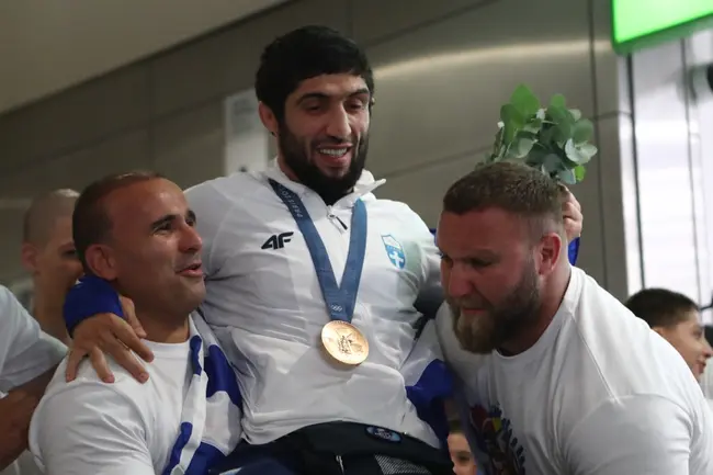 Νταουρέν Κουρουγκλίεβ