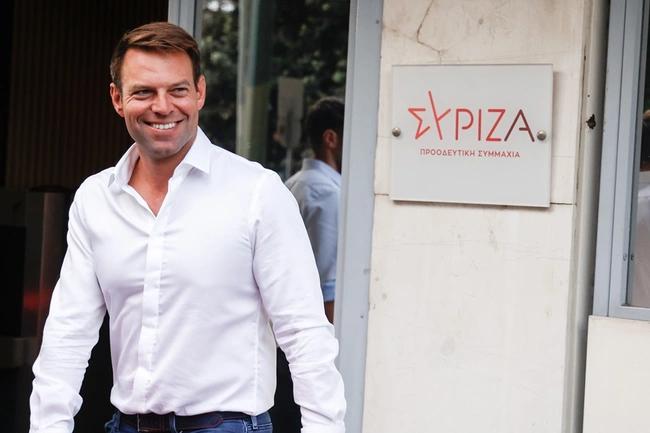 Ο Στέφανος Κασσελάκης απαντάει στην Ντόρα Μπακογιάννη