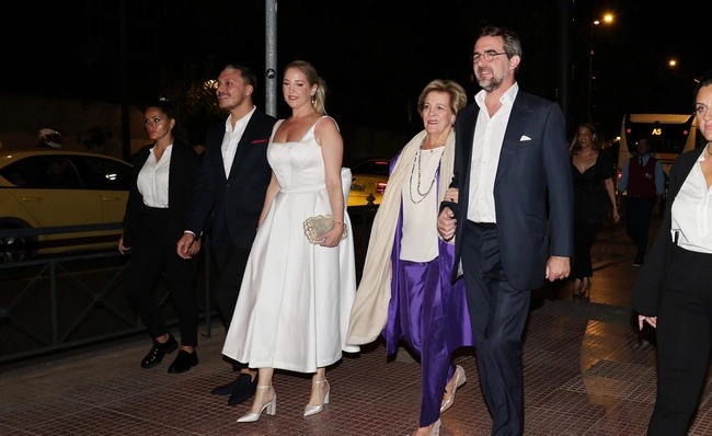 γαμοσ θεοδωρα μαθιου κουμαρ