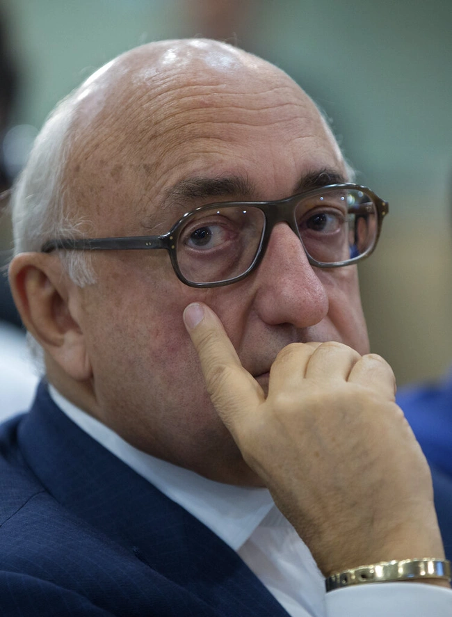 Τζόναθαν Μπάρνετ